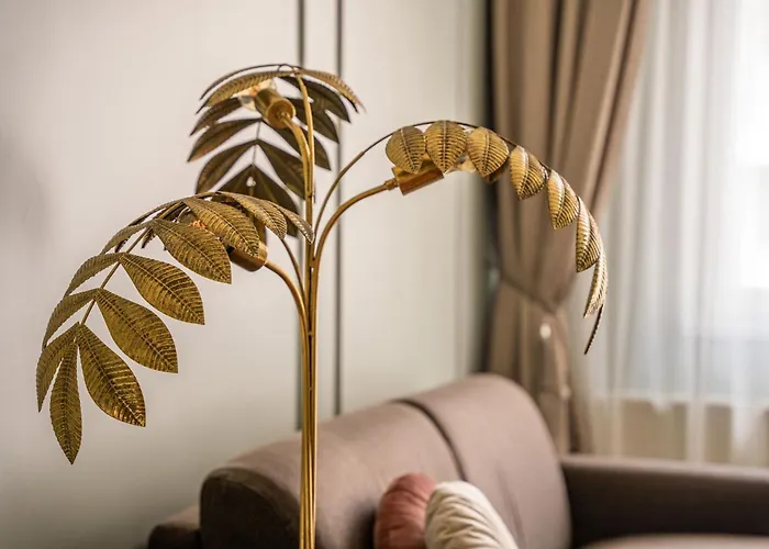 Queen's Court & Ξενοδοχείο Βουδαπέστη