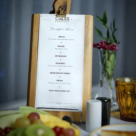 Queen's Court & Hotel Budapest
