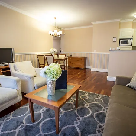 Queen's Court Hotel&residence Boedapest