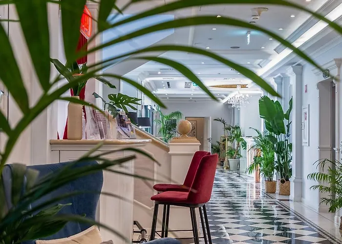 퀸스 코트 앤드 호텔 부다페스트