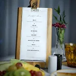 Queen's Court & Hotel Budapest